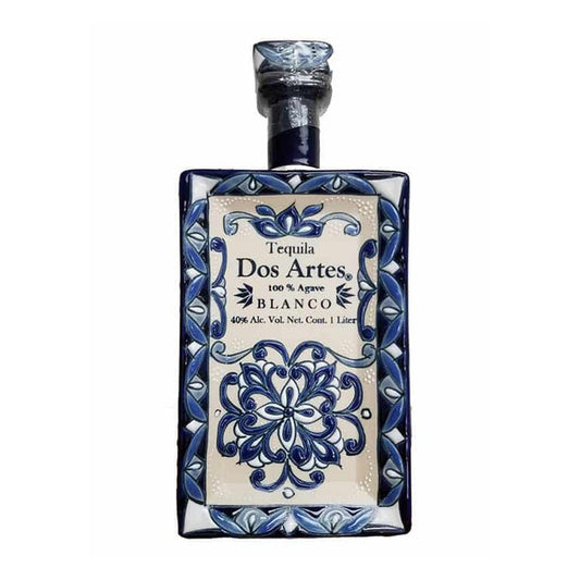 Dos Artes Reserva Especial Blanco Especial Tequila 100 % Agave (Hand Made Ceramic Bottle) 1L