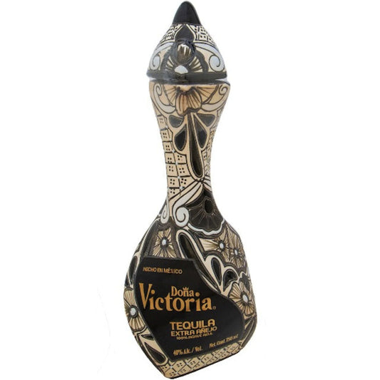 Dona Victoria Tequila Extra Añejo Black Bottle 750mL